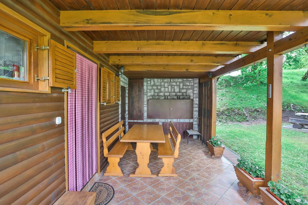 Holiday Home Trzan Josipdol Exterior foto